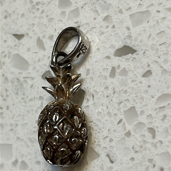 Silver pineapple charm 925 - Picture 2 of 3